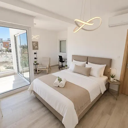 Paoli Penthouse By Ezoria Apartman