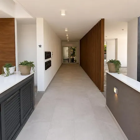 Paoli Penthouse By Ezoria Limassol